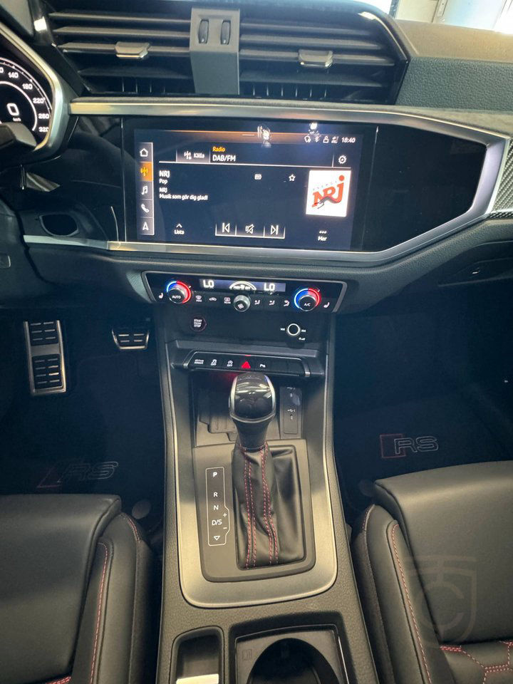 Audi RSQ3 Quattro