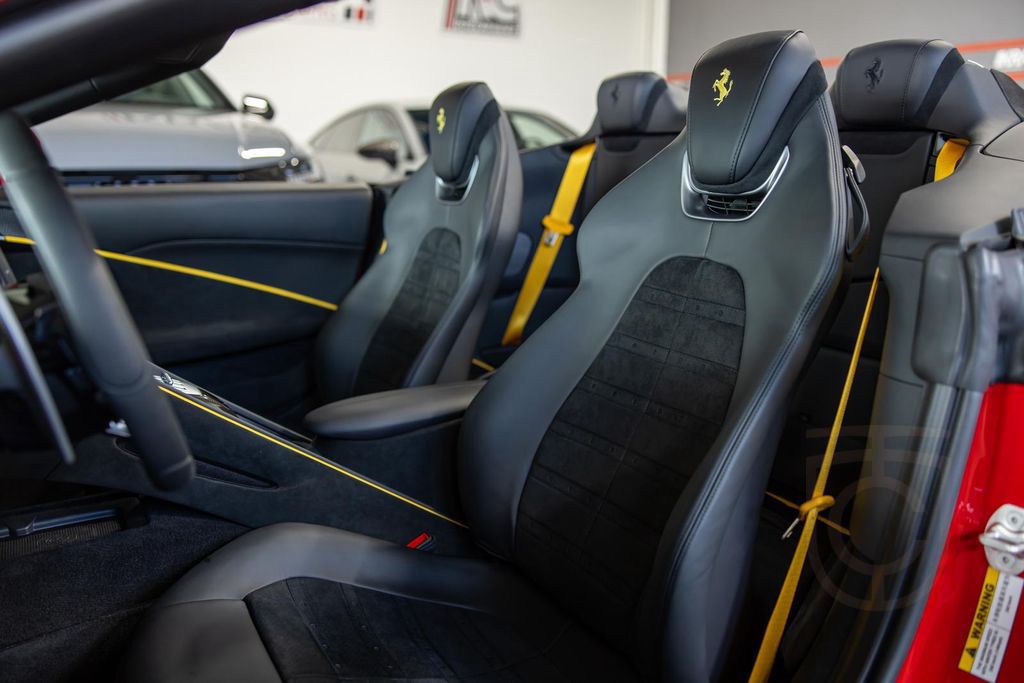 Ferrari Roma Spider AFS3 360° HIFI-Sound Daytona-Seats