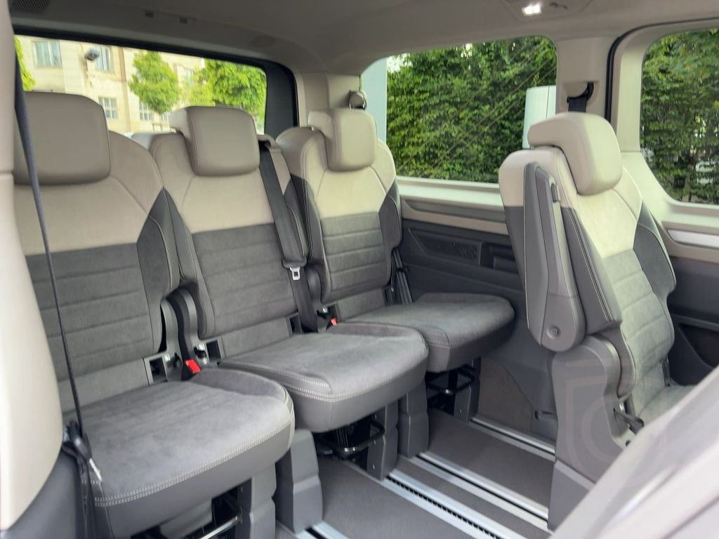 Volkswagen Multivan eHybrid Edition Lang IQ-LED AHZV Pano