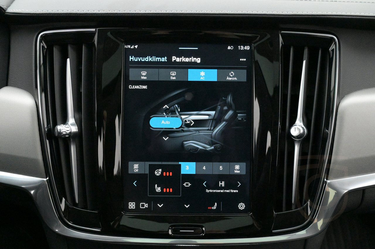 Volvo S90 Recharge T8 AWD Ultimate Dark Pano H