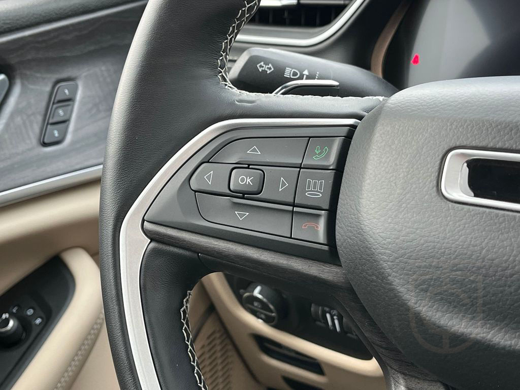 Jeep Grand Cherokee Benziner Limited L 3,6 V6 4x4