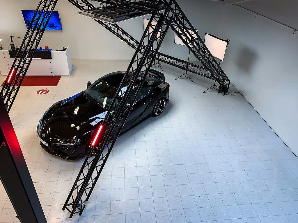 Toyota Supra Aut 340hk GR. premium paket spoiler i kolfiber