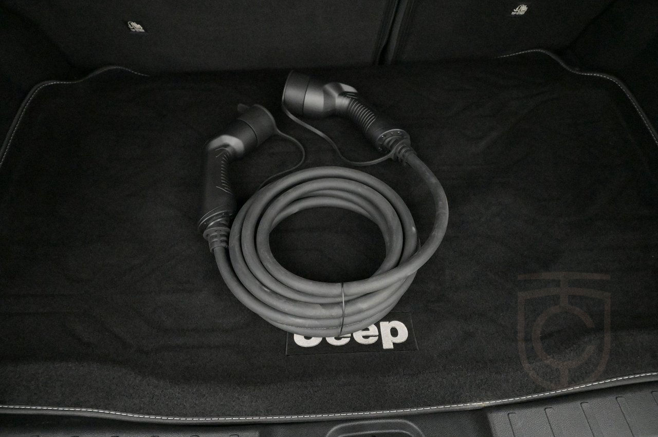 Jeep Avenger Electric Summit LED AdapFart