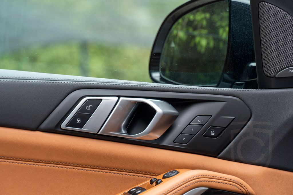 BMW X5 30d M SPORT.DR.ASS.PANORAMA.LUFTFE.H/K.360°