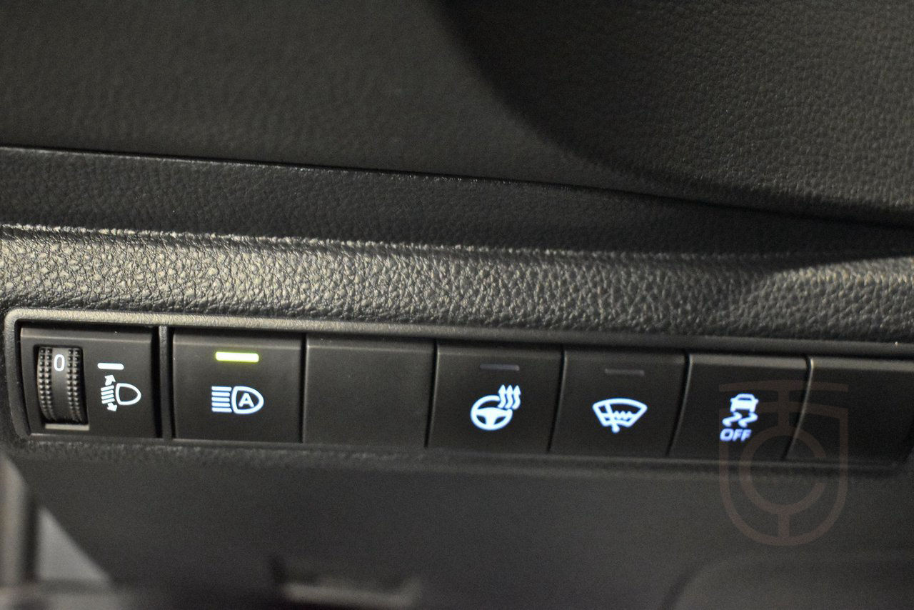 Suzuki Swace 1,8 Hybrid Select