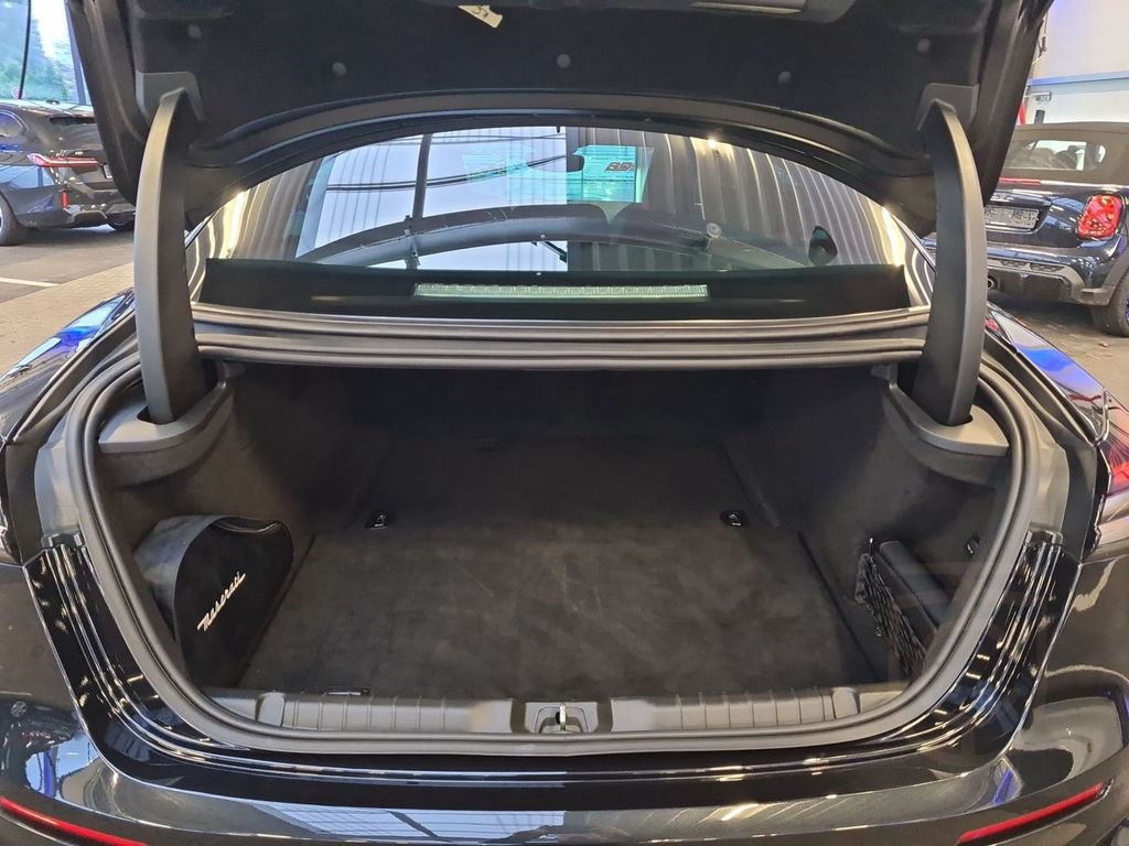 Maserati Ghibli Trofeo 3.8 V8