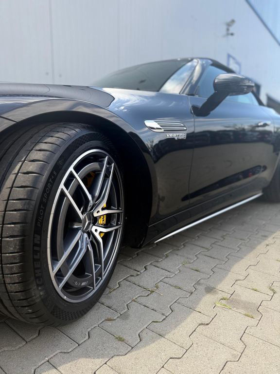 Mercedes-Benz SL63 4MATIC+ DISTRONIC HEAD-UP HINTERACHSLENKUNG