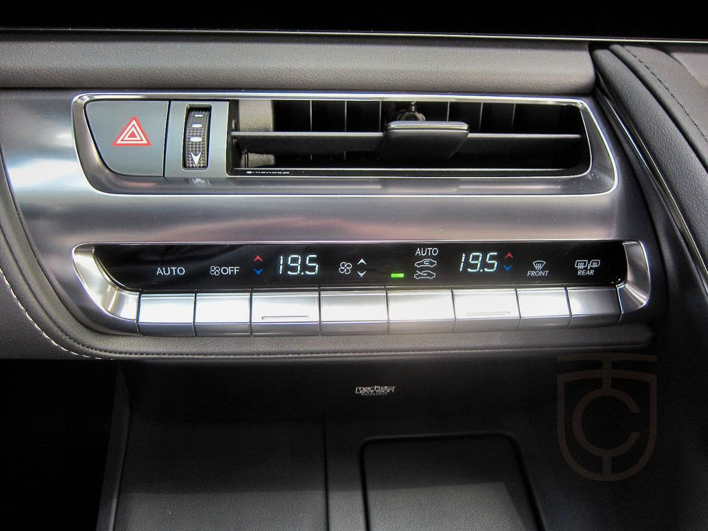 Lexus LC 500 Perfomance Paket, Navigation, e.-Verdeck