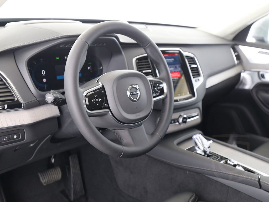 Volvo XC90 T8 Ultra Bright Recharge Plug-In Hybrid AWD
