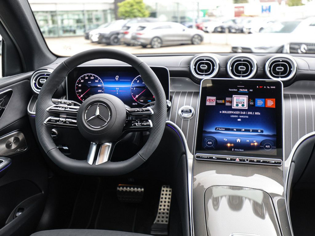 Mercedes-Benz GLC 220 d 4MATIC AHK Abstandstemp. LED Pano Navi