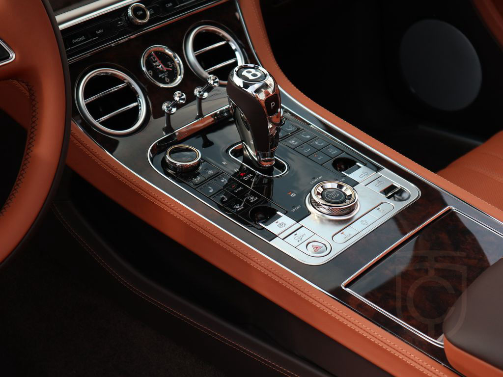 Bentley Continental GTC Black Edition *Rotating*Mulliner