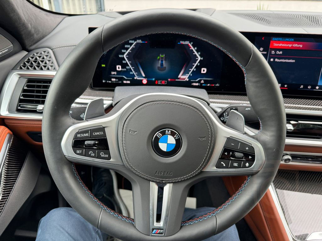 BMW X6 M60i xDrive /M Sitze/Integral/Pan/NP 150.000€