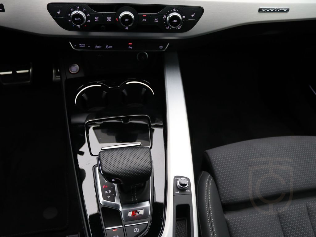 Audi S5 Sportback 3.0 TDI quattro / Matrix, AHK, B+O