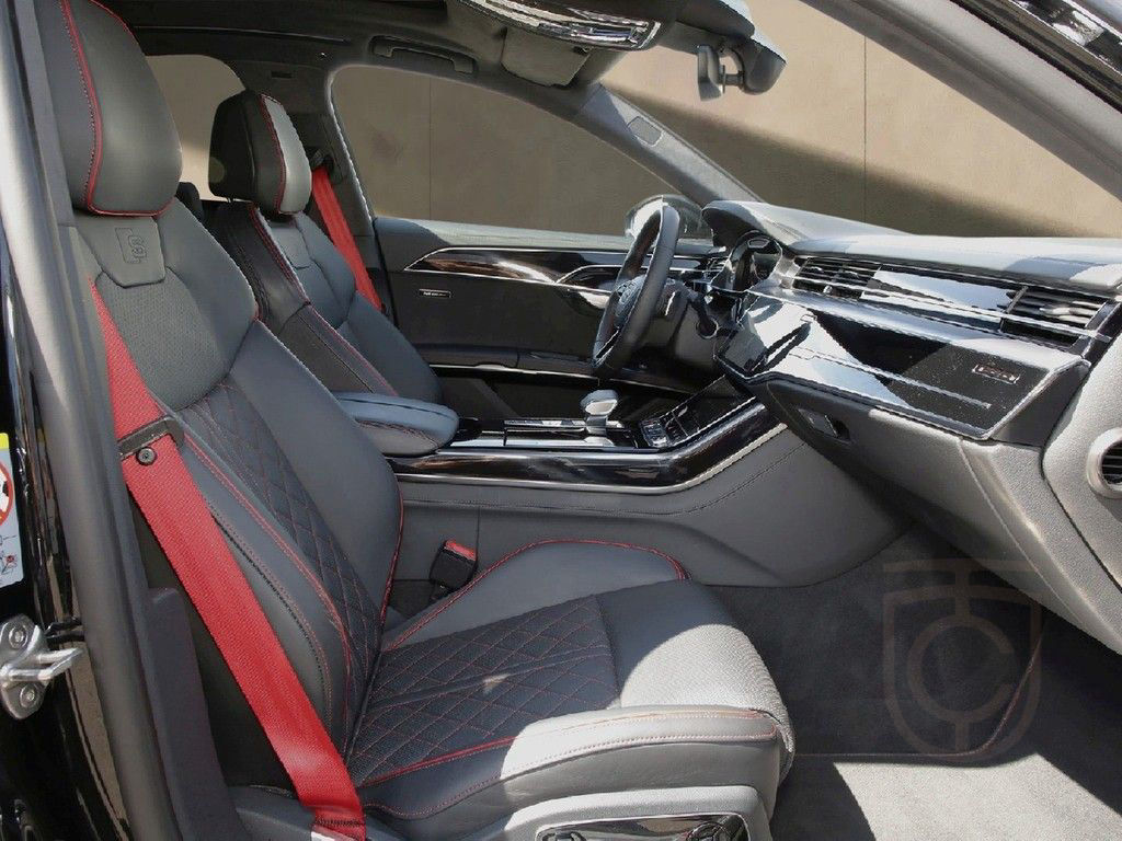 Audi S8 4.0 TFSI Assist Design P. Standh. Leder erw.