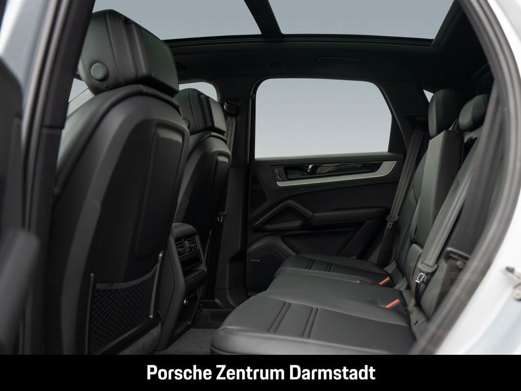 Porsche Cayenne E-Hybrid BOSE Luftfederung Panorama LED
