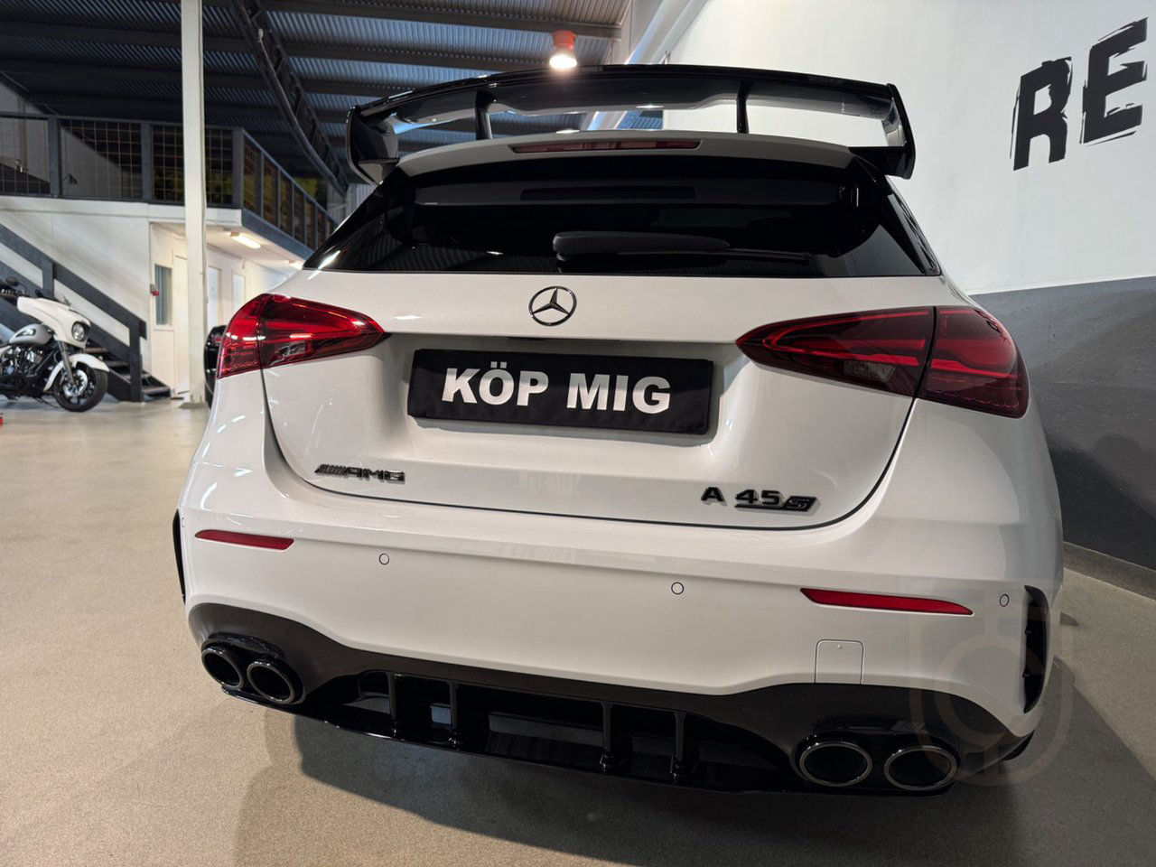 Mercedes-Benz AMG A 45 S 4MATIC+ Burmester