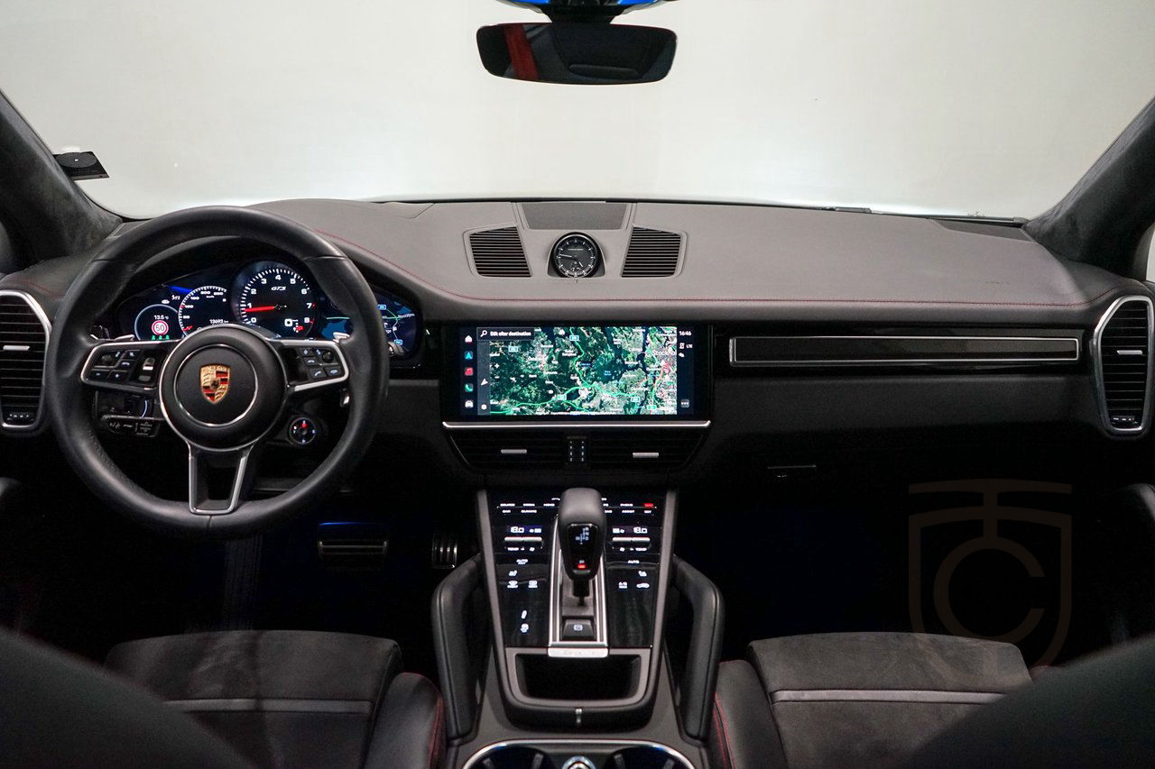 Porsche Cayenne GTS