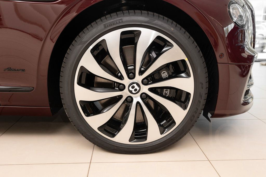 Bentley Flying Spur Azure V8 - Naim, Burgundy red