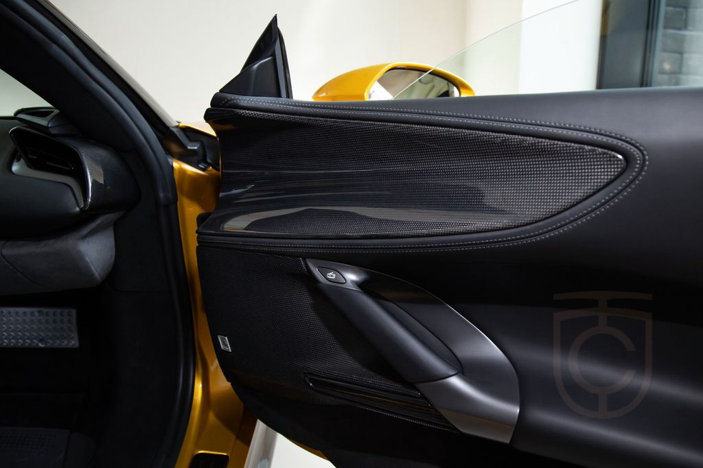Ferrari SF90 Spider - Giallo Montecarlo