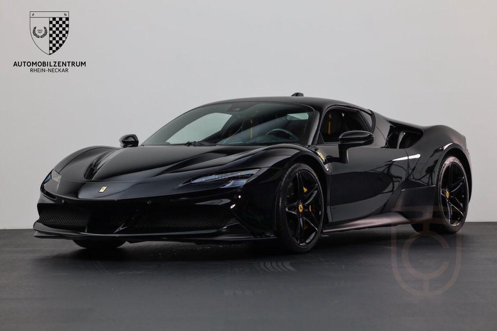 Ferrari SF90 Stradale RacingSeats/Carbon-LED/Liftsystem