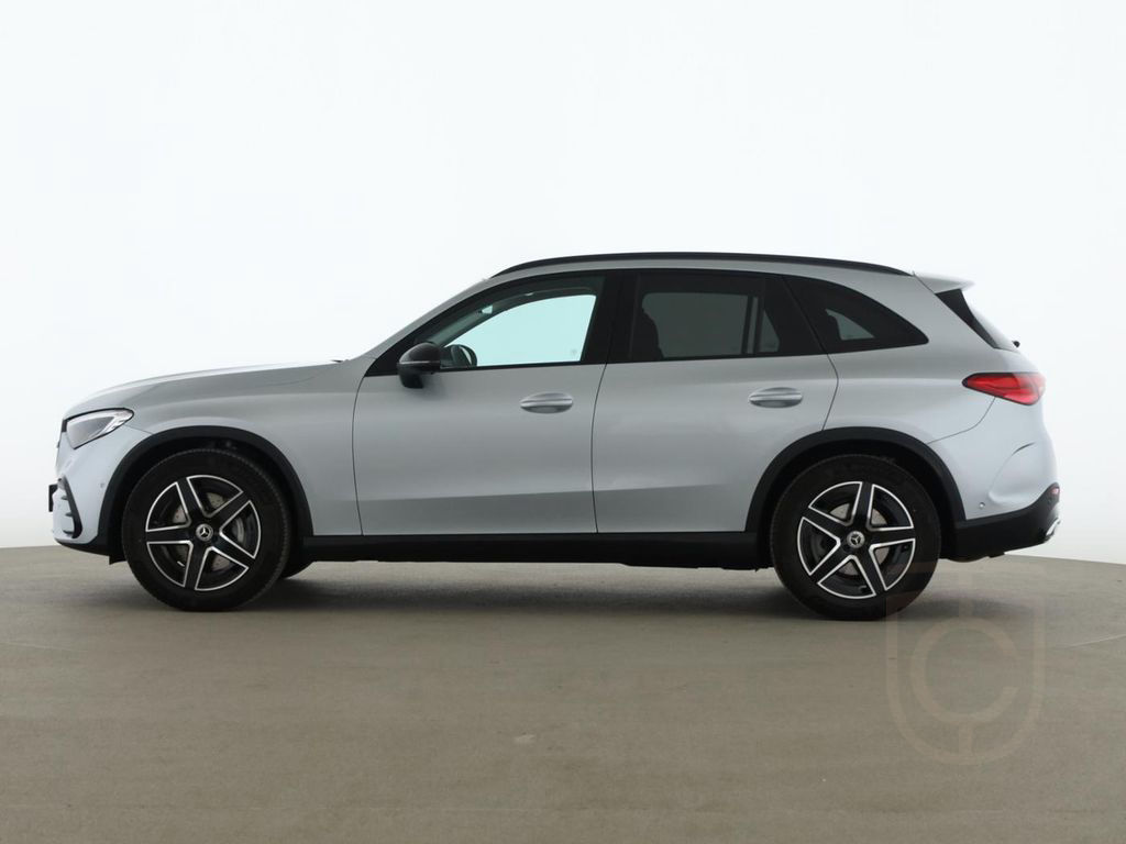 Mercedes-Benz GLC 300 d 4M AMG+NIGHT+AHK+DISTR+PANO+KAM+AMBI++