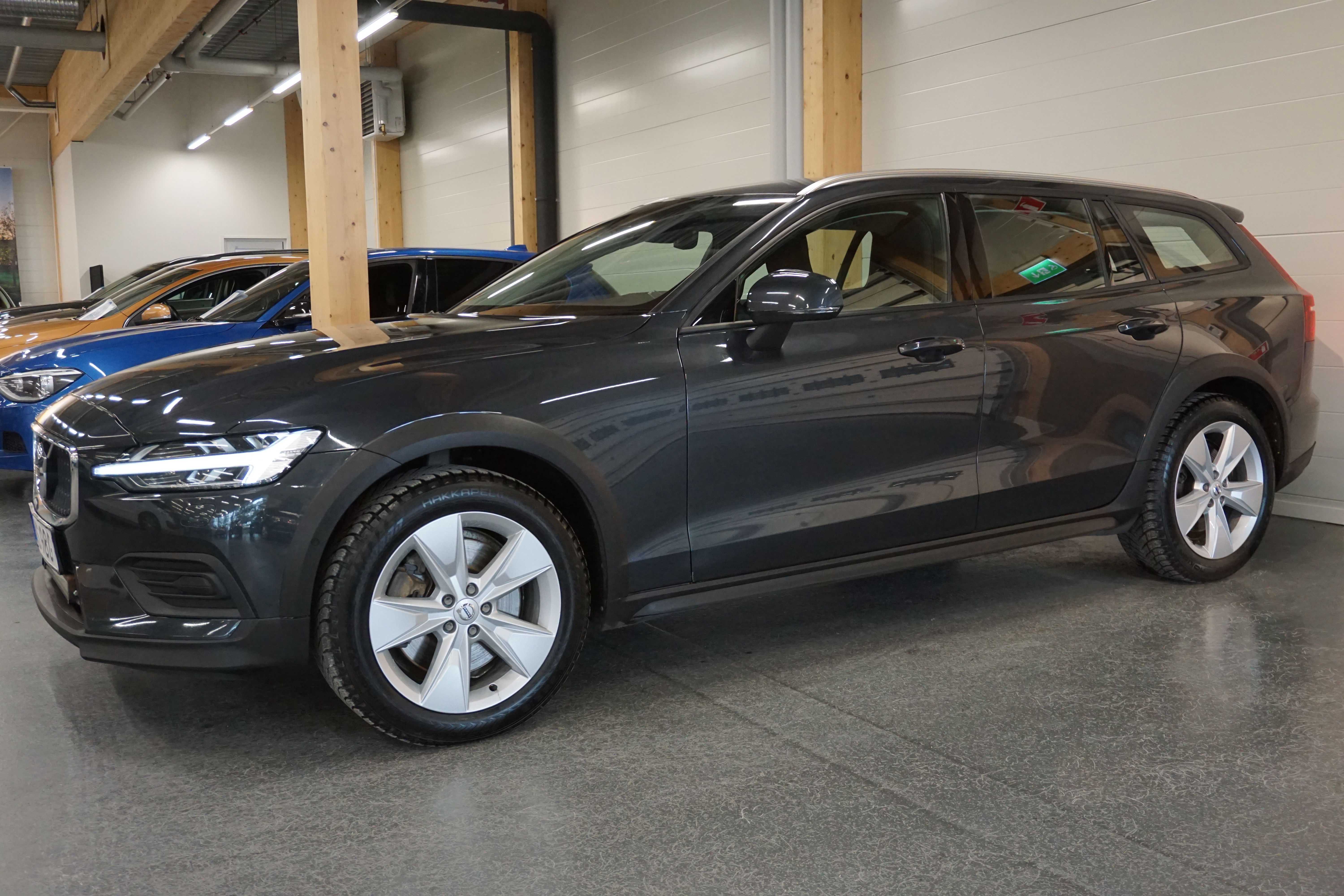 Volvo V60 Cross Country