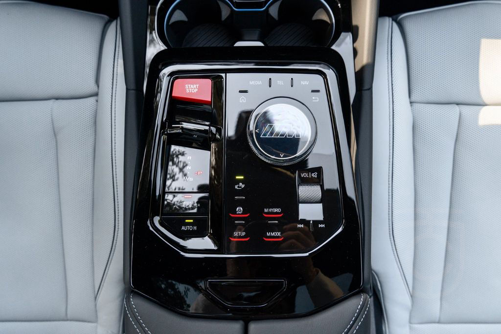 BMW M5 TOURING.DR.ASS.LED.PANORAMA.B&W.360°.AHK.