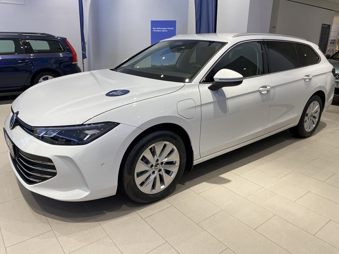 Volkswagen Passat Variant eHybrid Hybrid