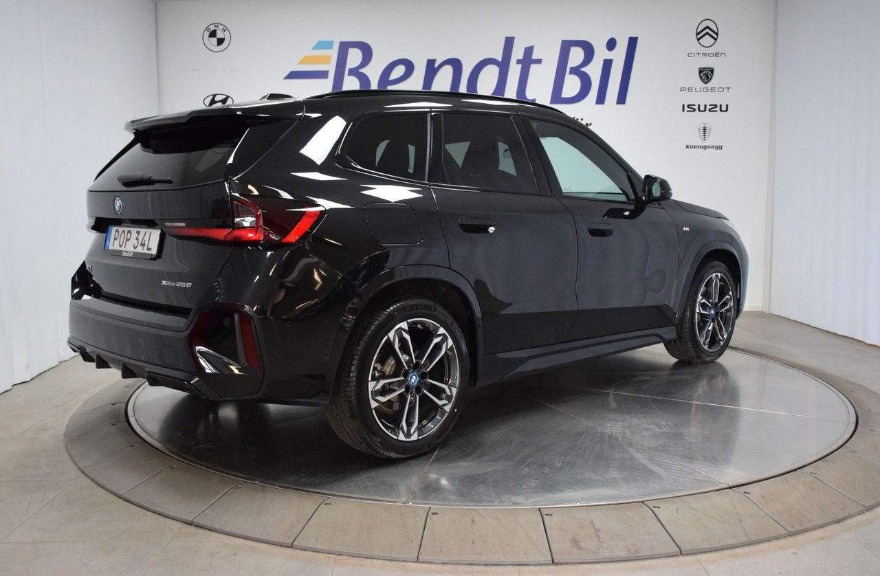 BMW X1 xDrive25e Steptronic 180kW 2024 M Sport
