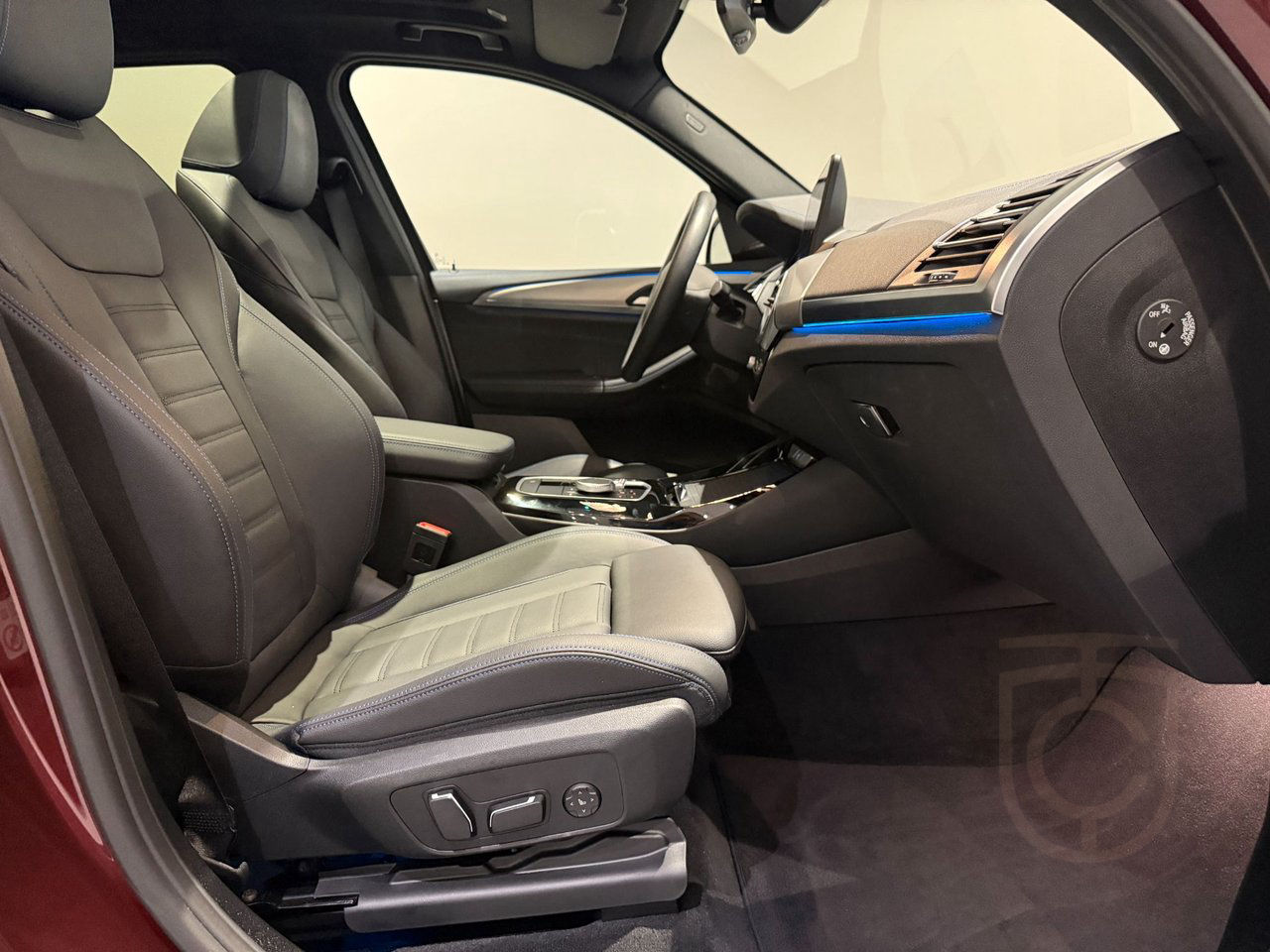 BMW iX3 Charged Plus