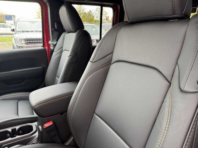 Jeep Wrangler 2.0 T-GDI Unlim. Sahara Umbau Hoch Brei