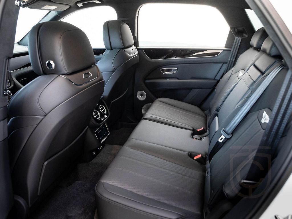 Bentley Bentayga V8 von BENTLEY MANNHEIM