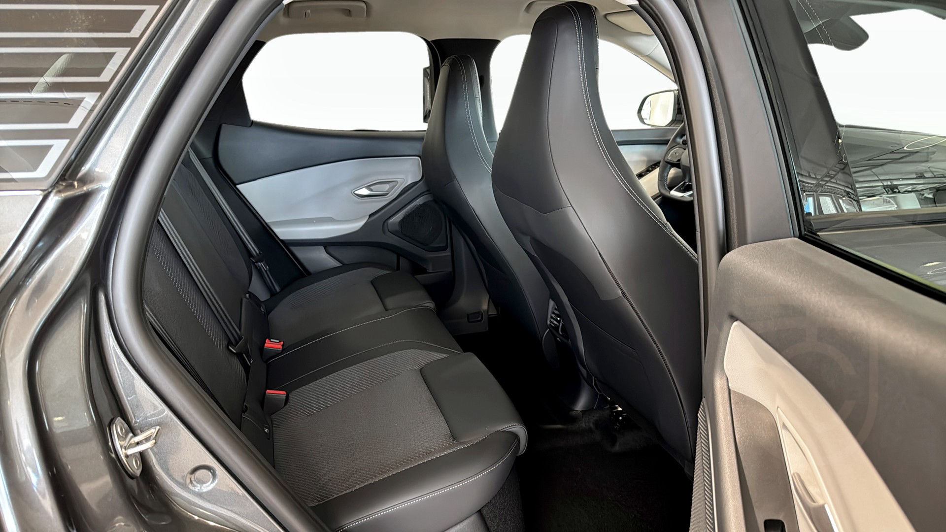 Ford Explorer EV Extended Range RWD