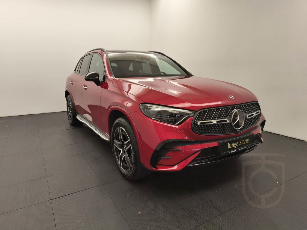 Mercedes-Benz GLC 300 de 4M AMG+Night+DogoLight+Pano+HUD+360°+