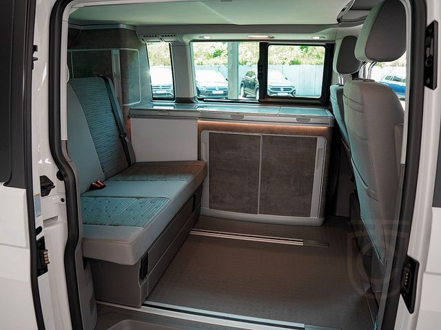 Volkswagen T6.1 California Ocean 4MOTION+DSG+LED+NAVI LM