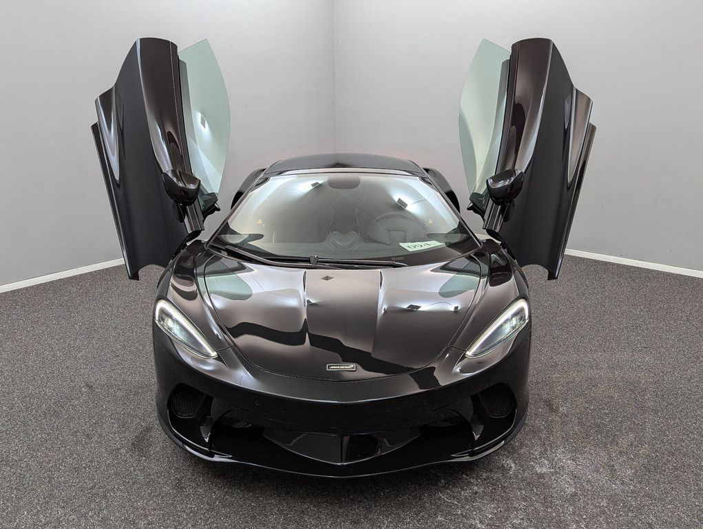 McLaren GT*MY2023*BLACK/BLACK*CARBON*FULL OPTIONS*B&W