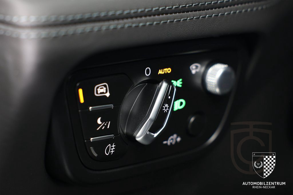 Bentley Bentayga S Touring/Naim/RearSeat/Carbon/Standhz