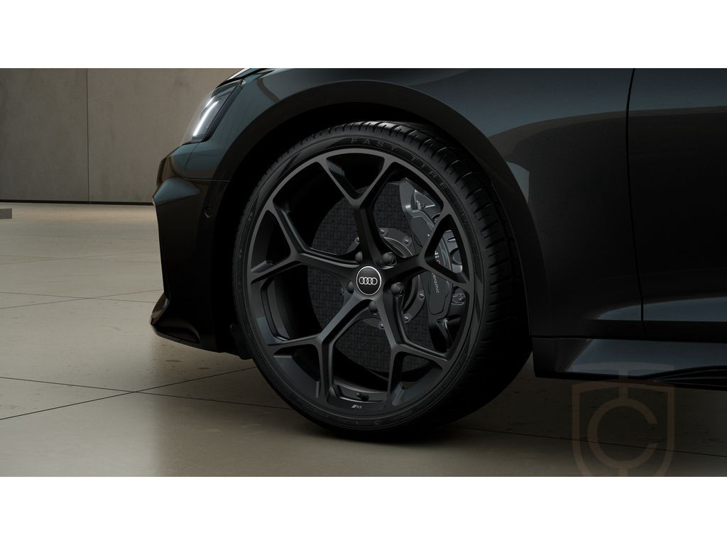 Audi RS5 performance/Comp+/Schalensitze/300km/h/Keram