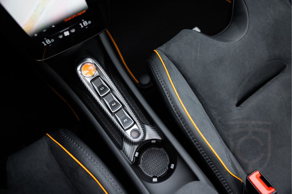 McLaren Artura Spider 3.0 V6 Plug-In | Performance | Car