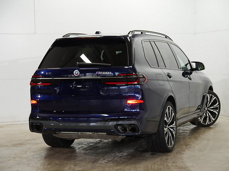 BMW X7 M60i xDrive