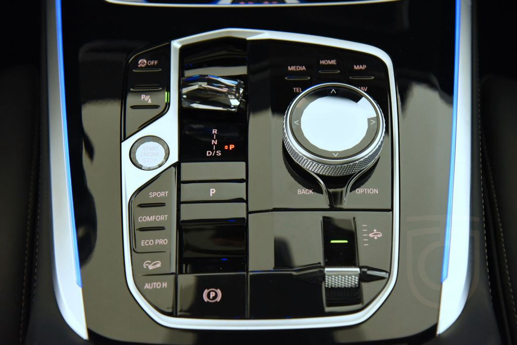 BMW X7 xDrive40d M Sport Head-Up Pano ACC*UVP133.800
