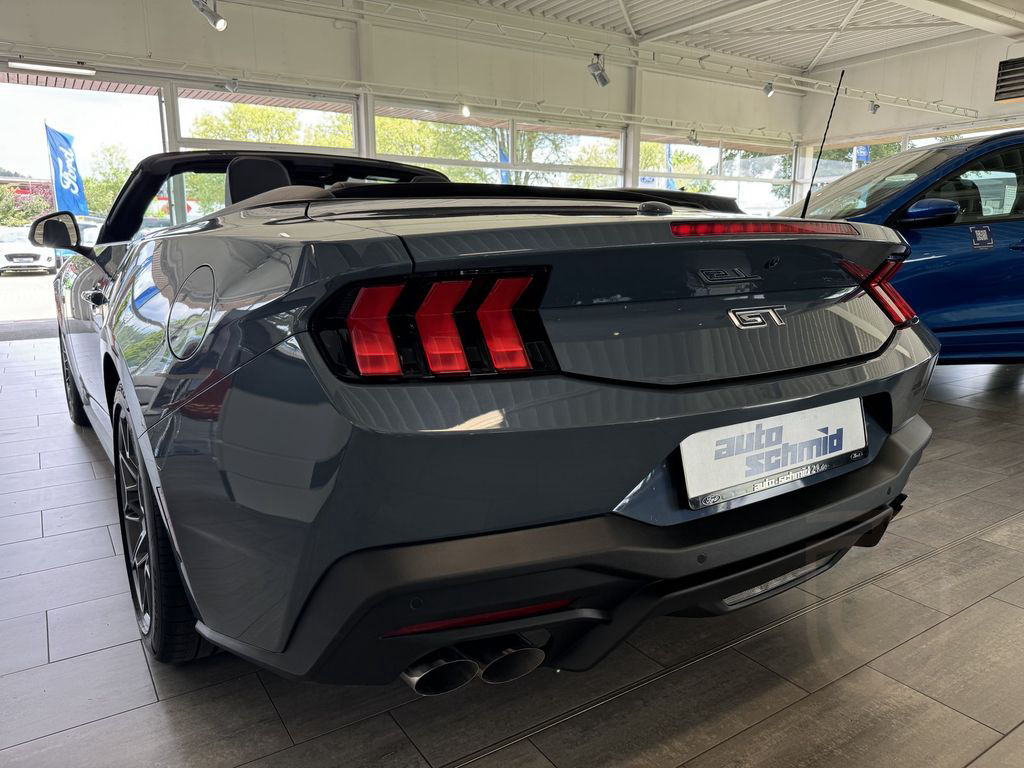 Ford Mustang Convertible GT
