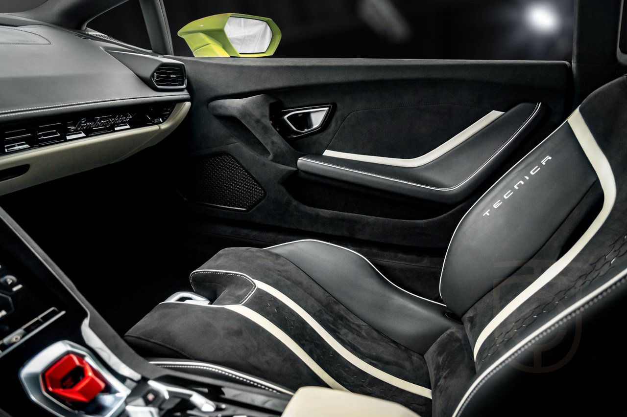 Lamborghini Huracán TECNICA LP 640-2