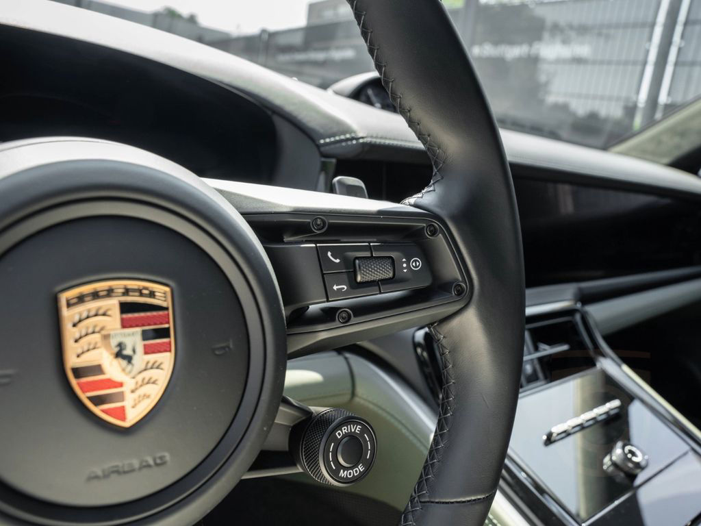 Porsche Panamera 4S E-Hybrid Pano HD-Matrix 18 Wege 21''