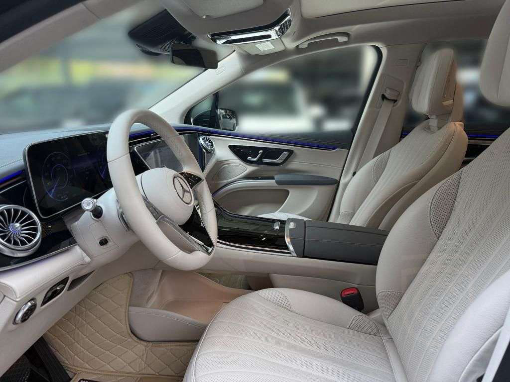 Mercedes-Benz EQS SUV