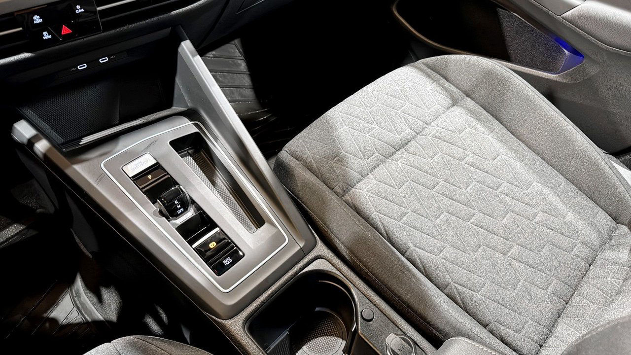 Volkswagen Golf eTSI150 DSG Edition