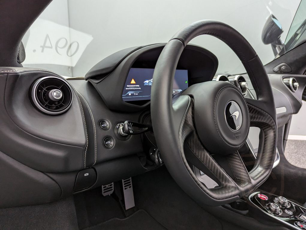 McLaren GT*MY2023*BLACK/BLACK*CARBON*FULL OPTIONS*B&W
