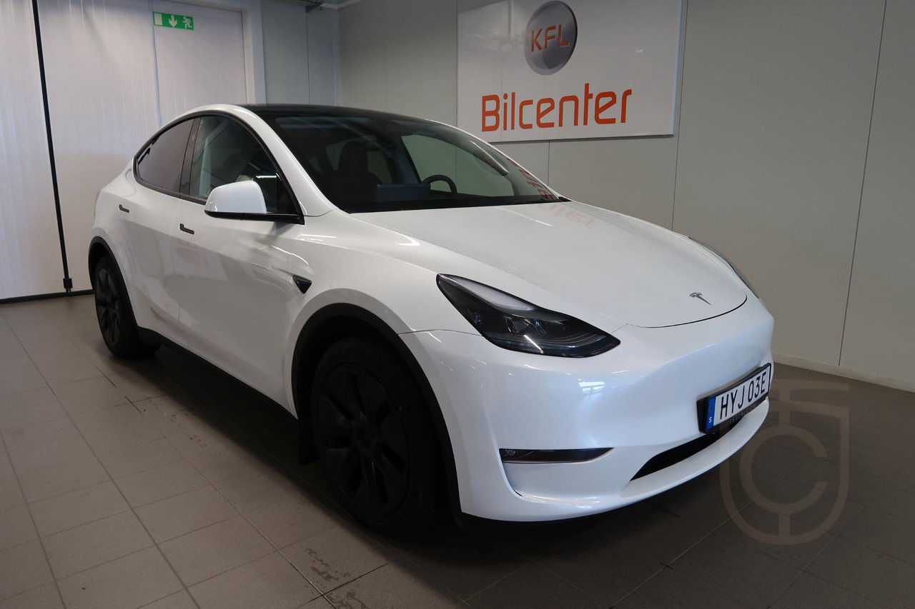 Tesla Model Y Long Range AWD