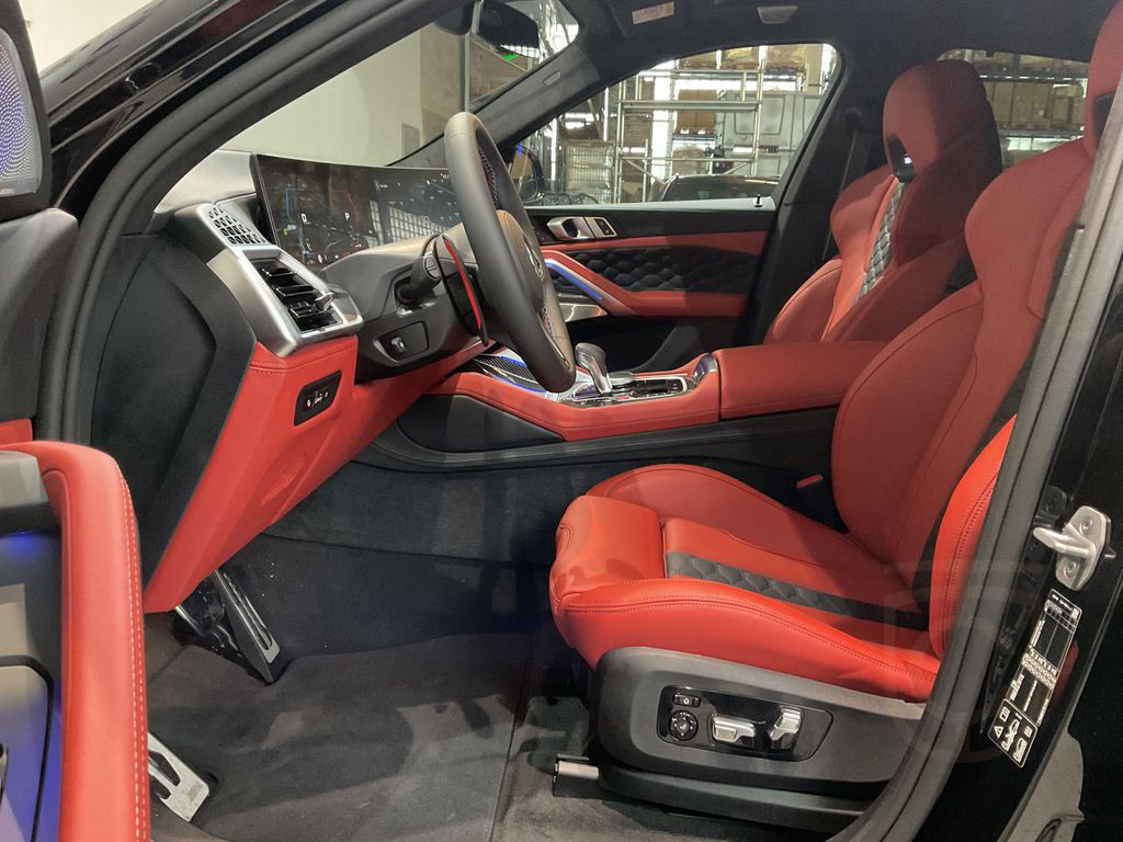 BMW X6 M Competition Bowers & Wilkins, Aktive Sitzhe