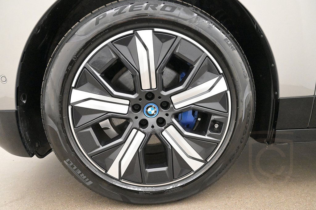 BMW iX xDrive50